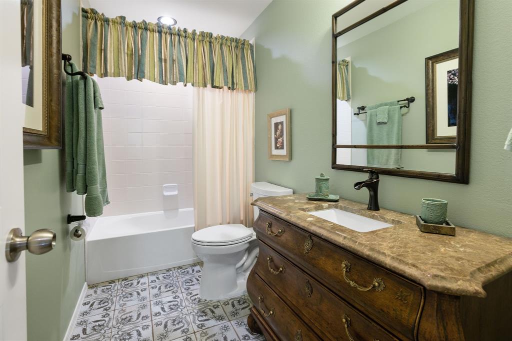 19650 Candlewood Oaks Lane, Spring, Texas image 41