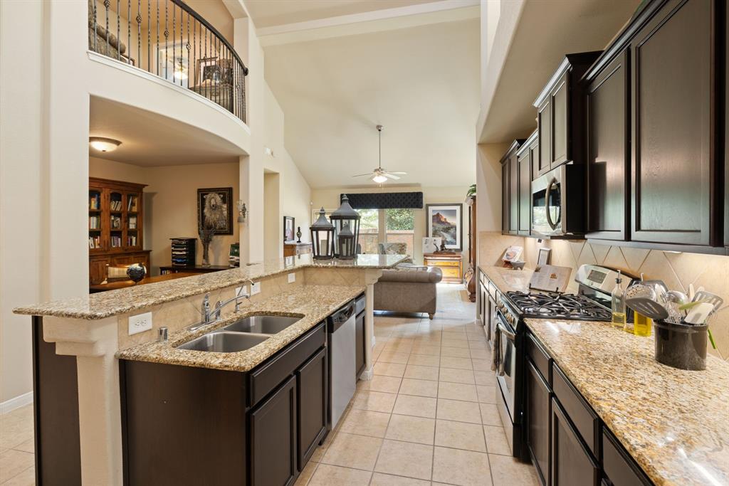 19650 Candlewood Oaks Lane, Spring, Texas image 9