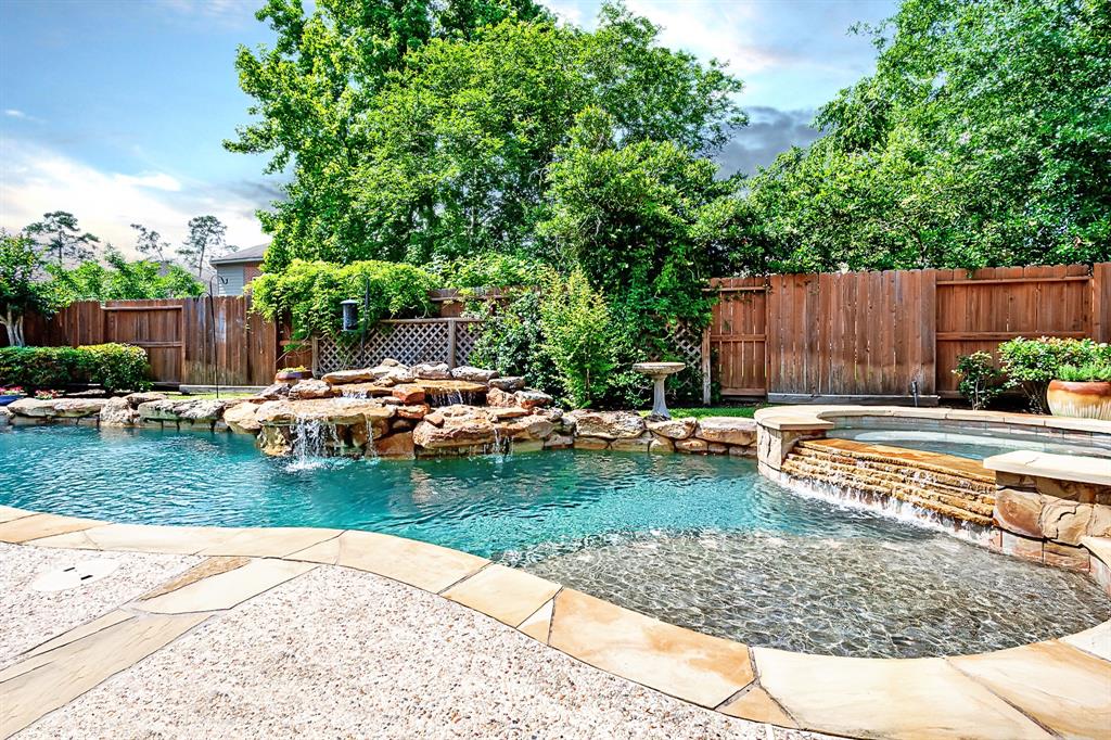 7403 Stonebridge Creek Lane, Humble, Texas image 36