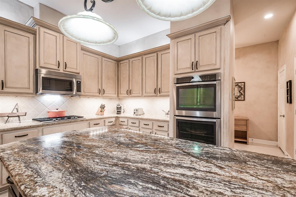 7403 Stonebridge Creek Lane, Humble, Texas image 17
