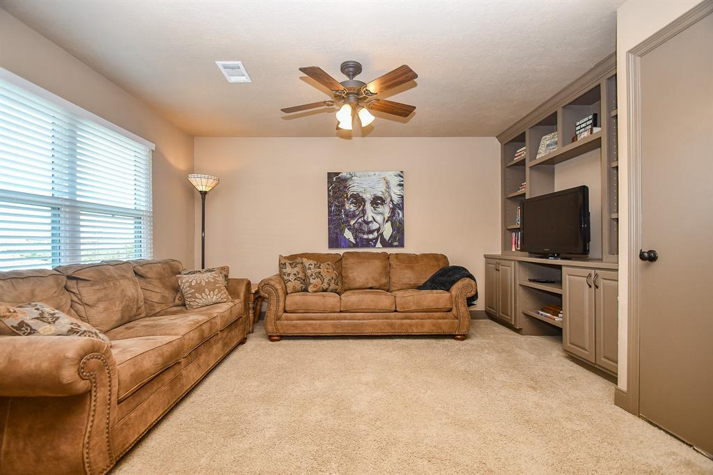 1602 Pecan Crossing Drive, Richmond, Texas image 6