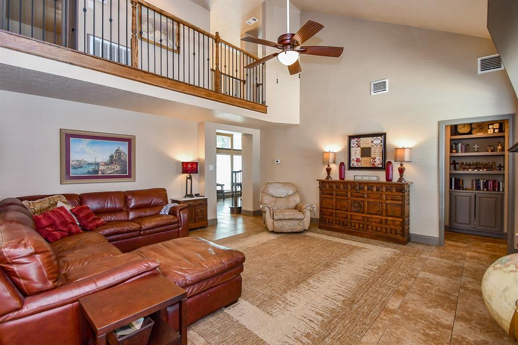 1602 Pecan Crossing Drive, Richmond, Texas image 23