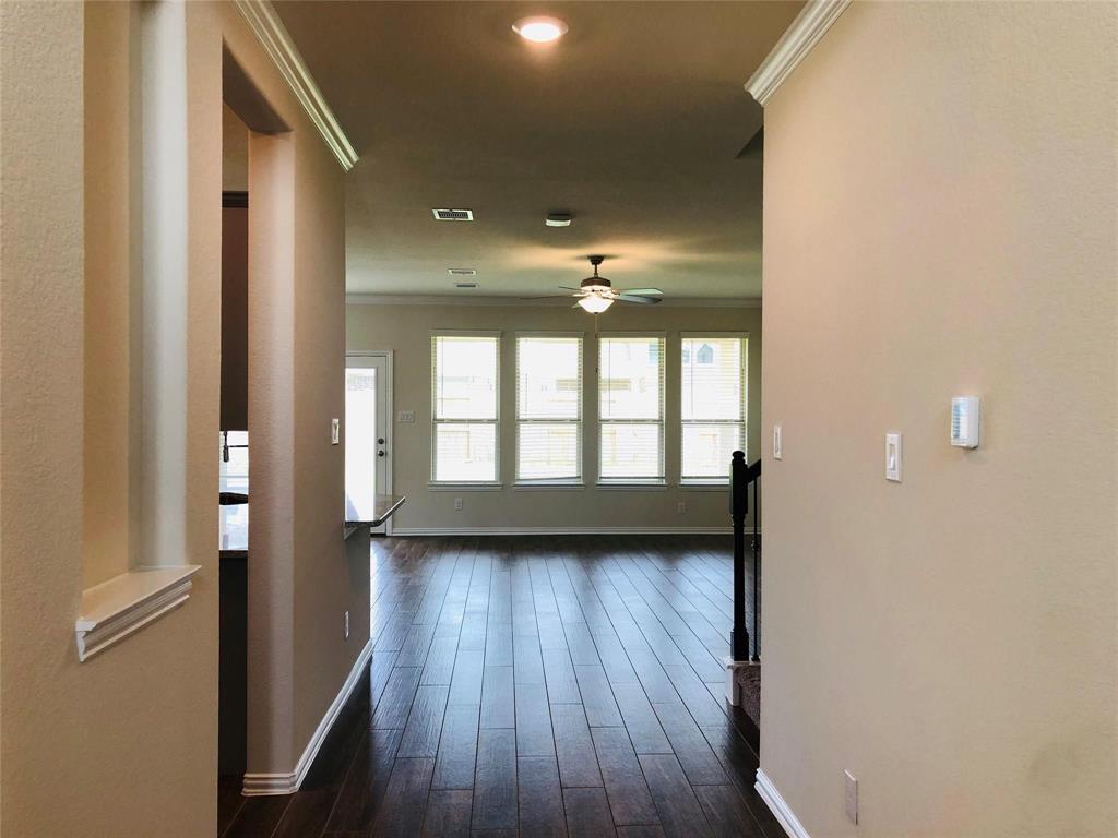 28619 Monarch Cliffs Drive, Fulshear, Texas image 13