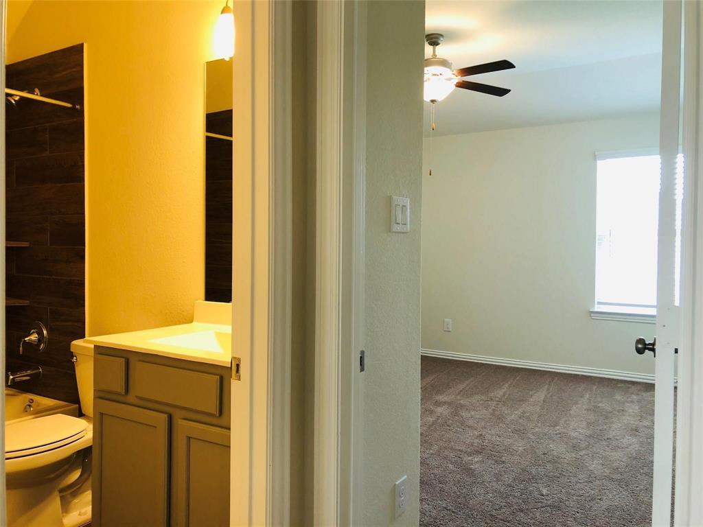 28619 Monarch Cliffs Drive, Fulshear, Texas image 37