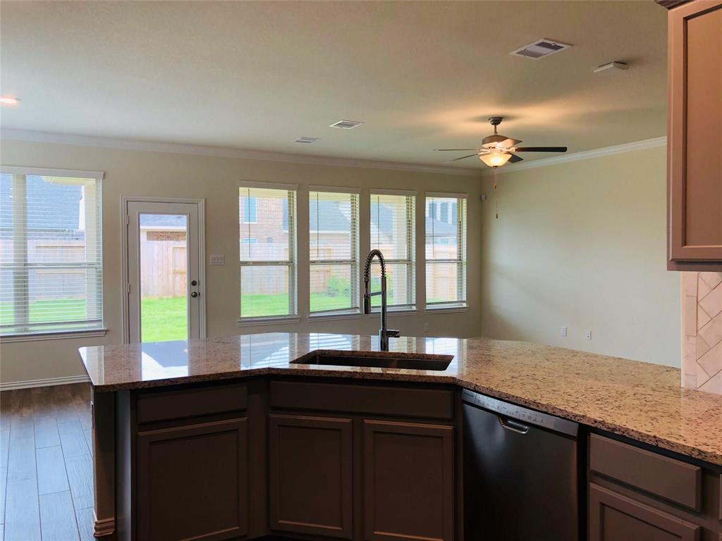 28619 Monarch Cliffs Drive, Fulshear, Texas image 18