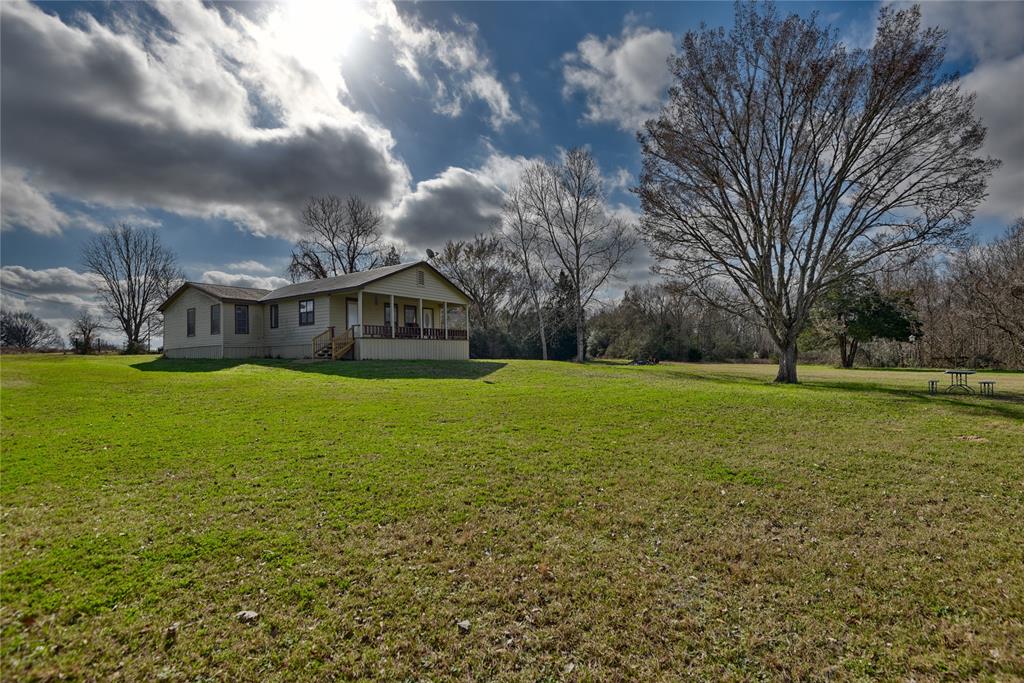 3175 Ferguson Ln, Brenham, Texas image 1