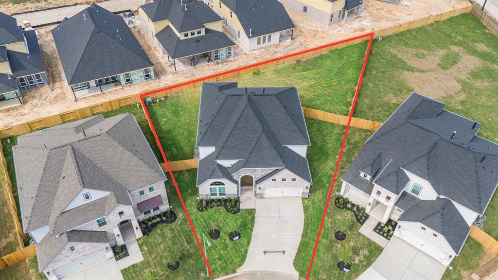 3023 Knotty Forest Drive, Spring, Texas image 2