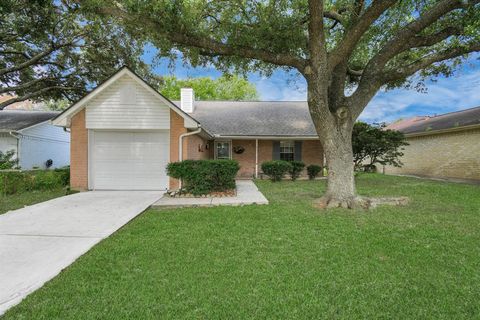 A home in Pearland