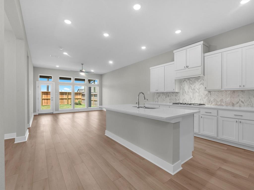 2207 Fresh Flower Way