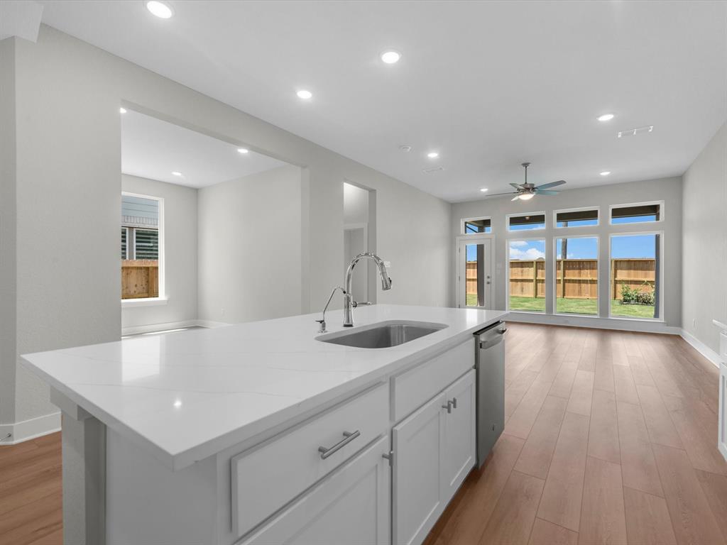 2207 Fresh Flower Way