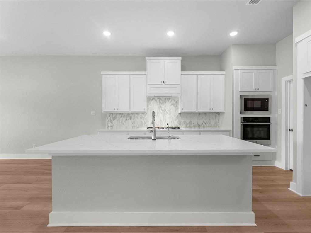 2207 Fresh Flower Way