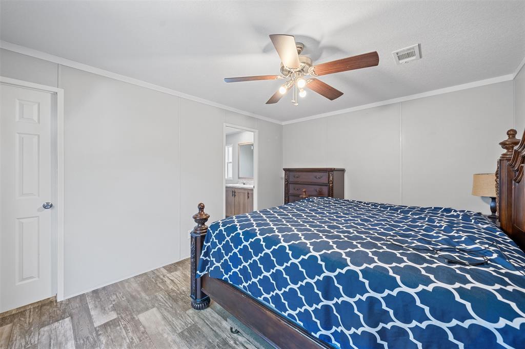 448 County Road 3402, Cleveland, Texas image 10