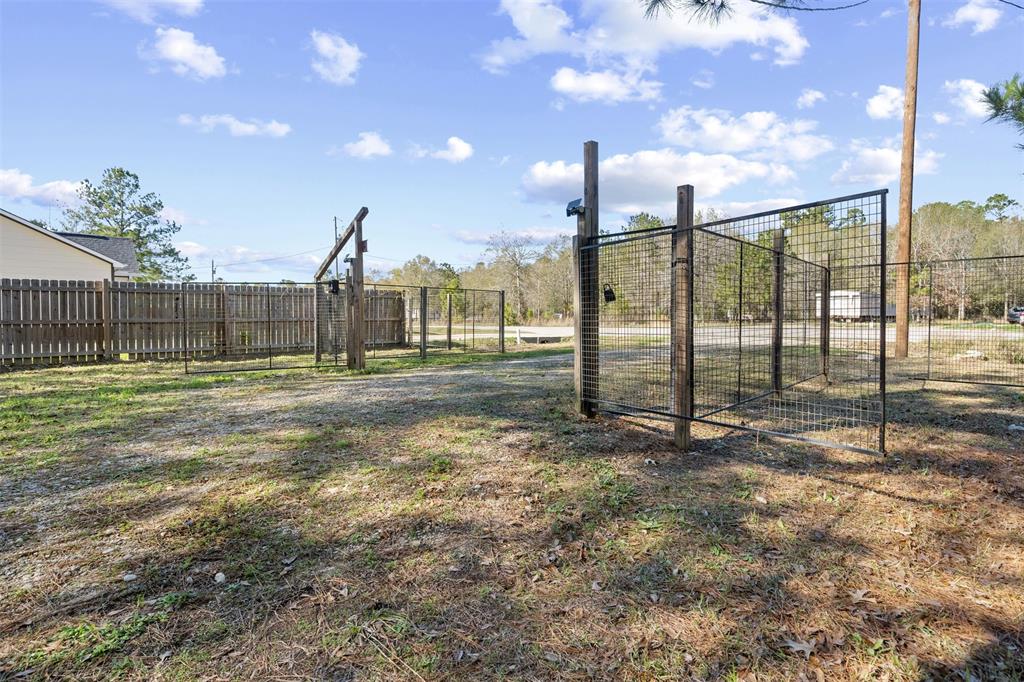 448 County Road 3402, Cleveland, Texas image 24