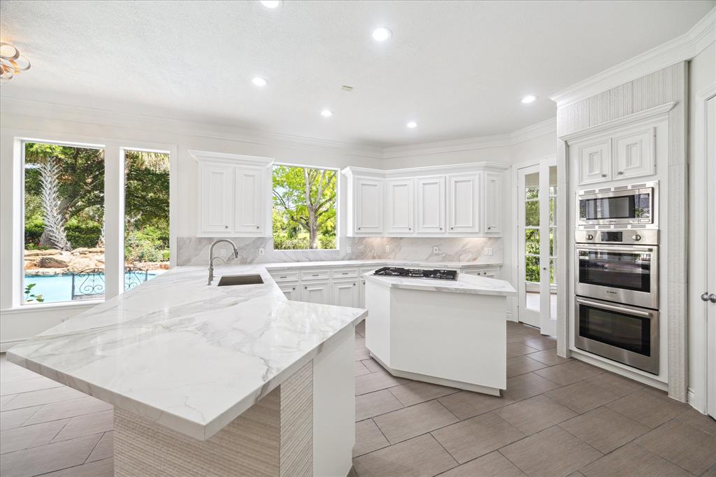 4111 Thistle Hill Court, Sugar Land, Texas image 13