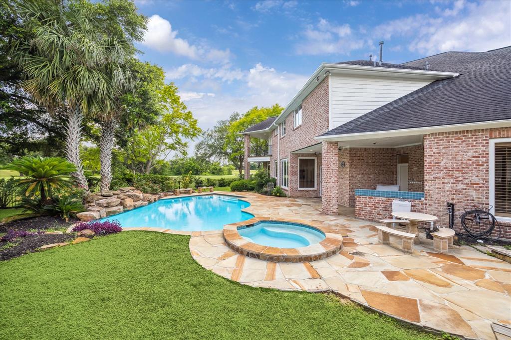 4111 Thistle Hill Court, Sugar Land, Texas image 32