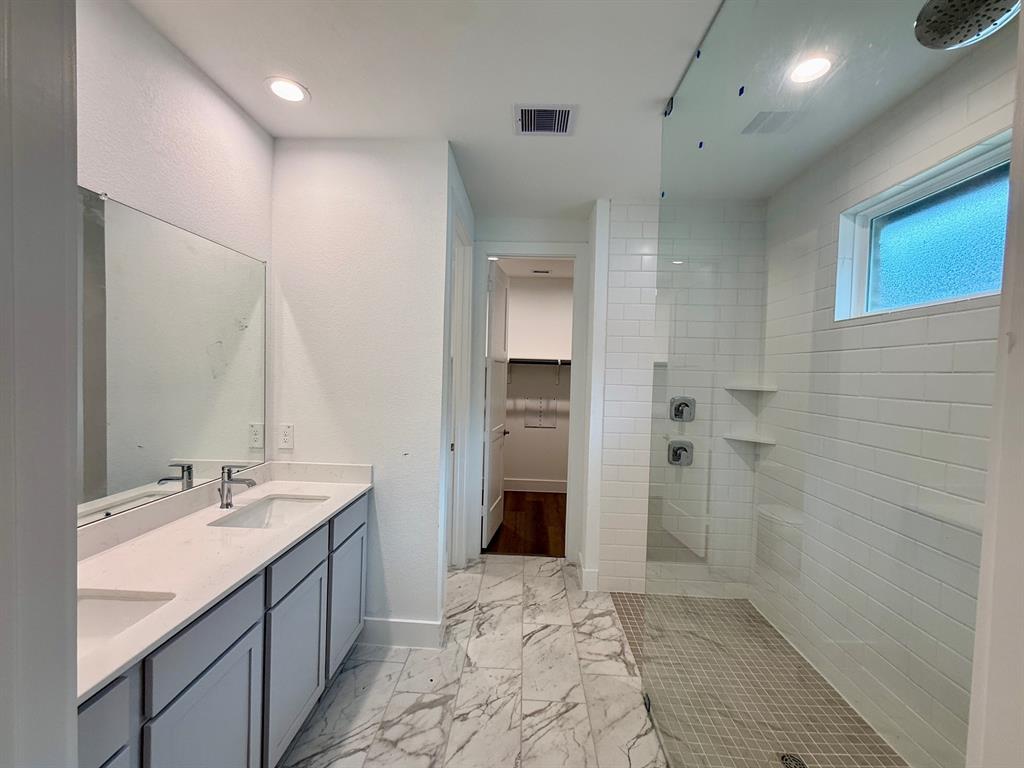 214 Springfield Terrace Court, Conroe, Texas image 12