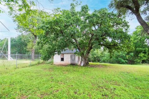 A home in La Grange