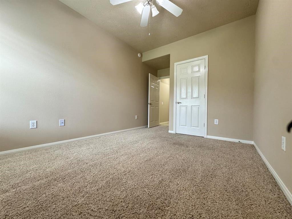 55 E Kentwick Place, Conroe, Texas image 31