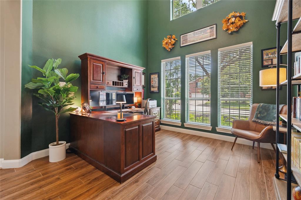 2519 Splintwood Court, Kingwood, Texas image 10