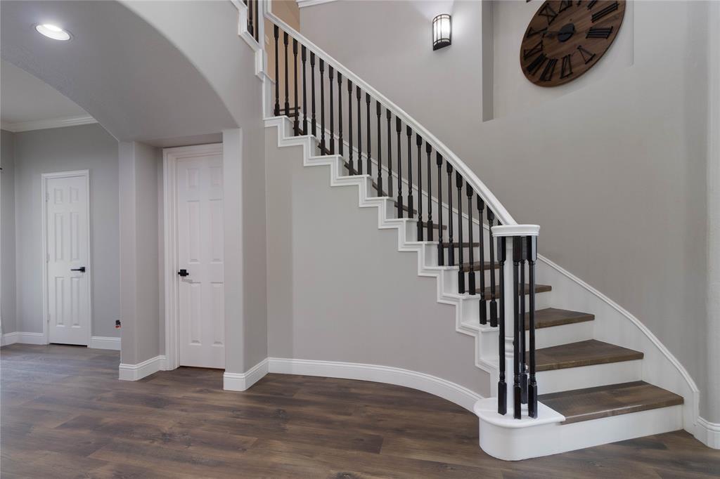 4602 Timber Pine Trail, Kingwood, Texas image 8