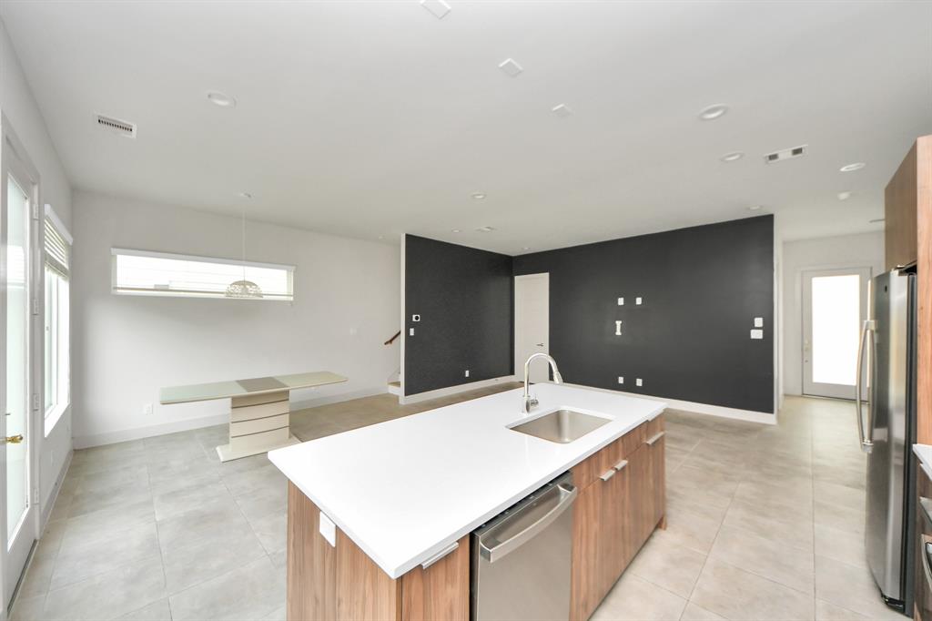 4421 Bora Bora Lane, Houston, Texas image 25
