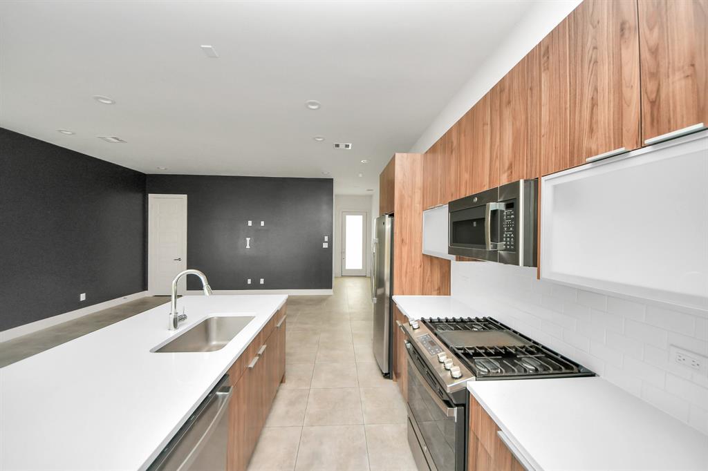 4421 Bora Bora Lane, Houston, Texas image 24