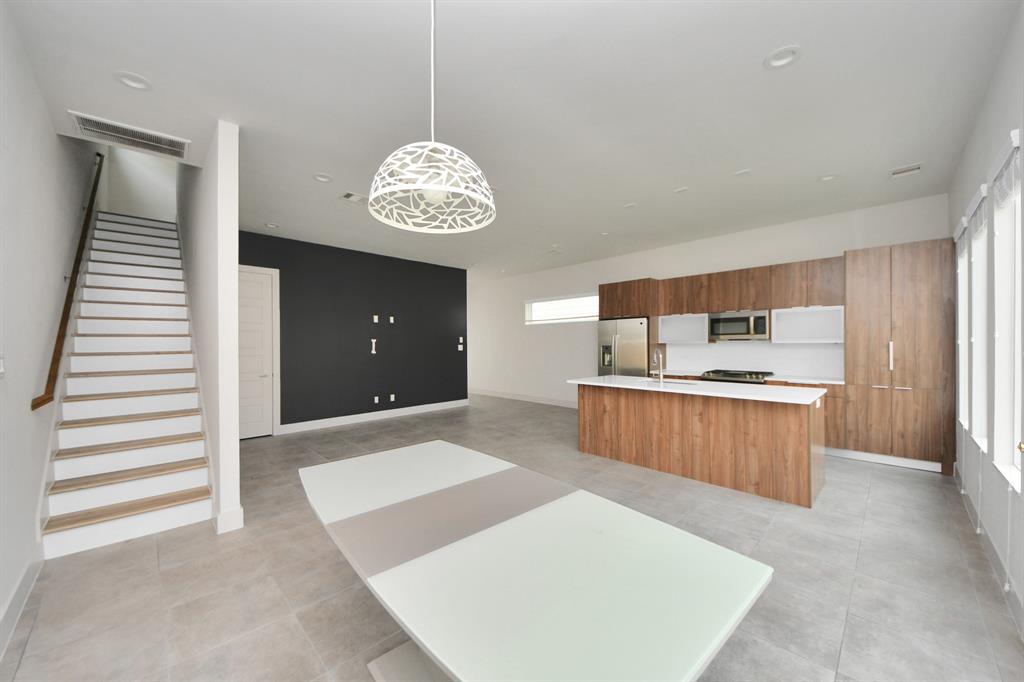 4421 Bora Bora Lane, Houston, Texas image 7