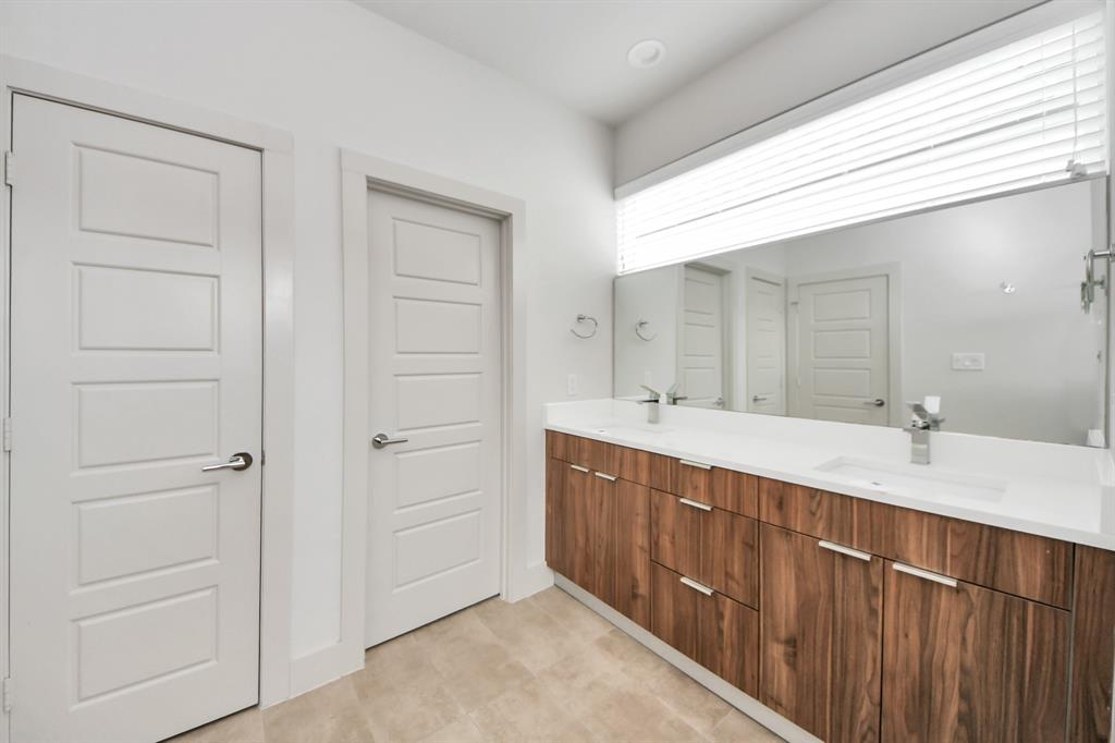 4421 Bora Bora Lane, Houston, Texas image 18