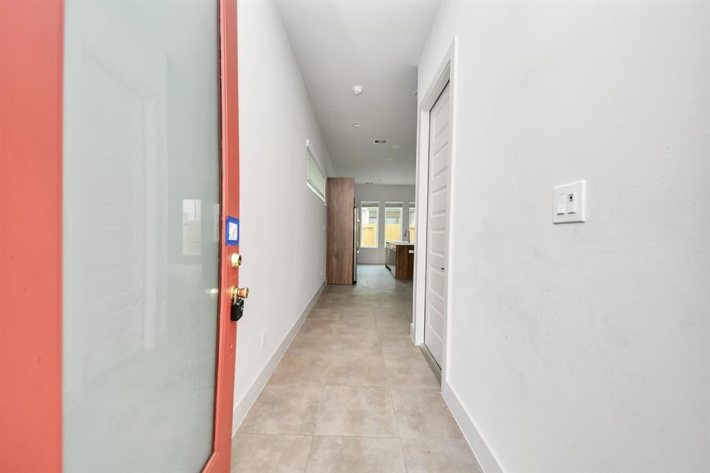 4421 Bora Bora Lane, Houston, Texas image 32
