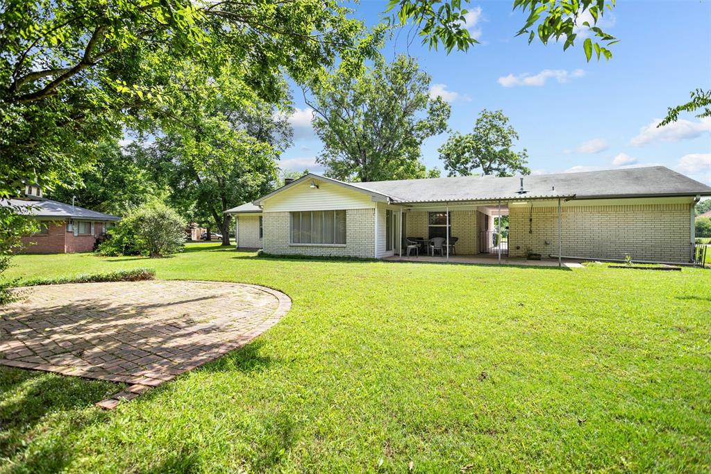 111 Ann Street, Crockett, Texas image 23
