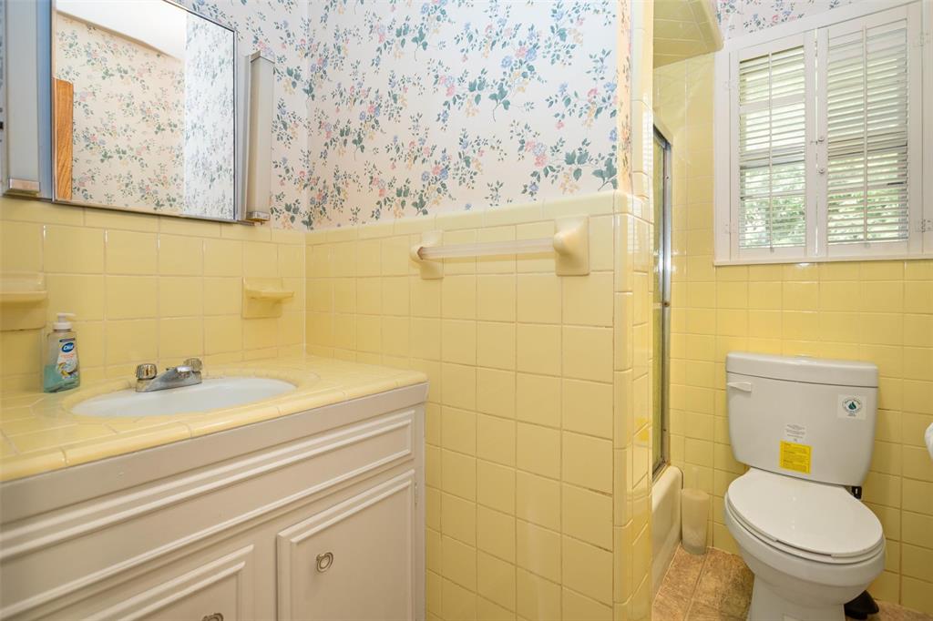 111 Ann Street, Crockett, Texas image 17