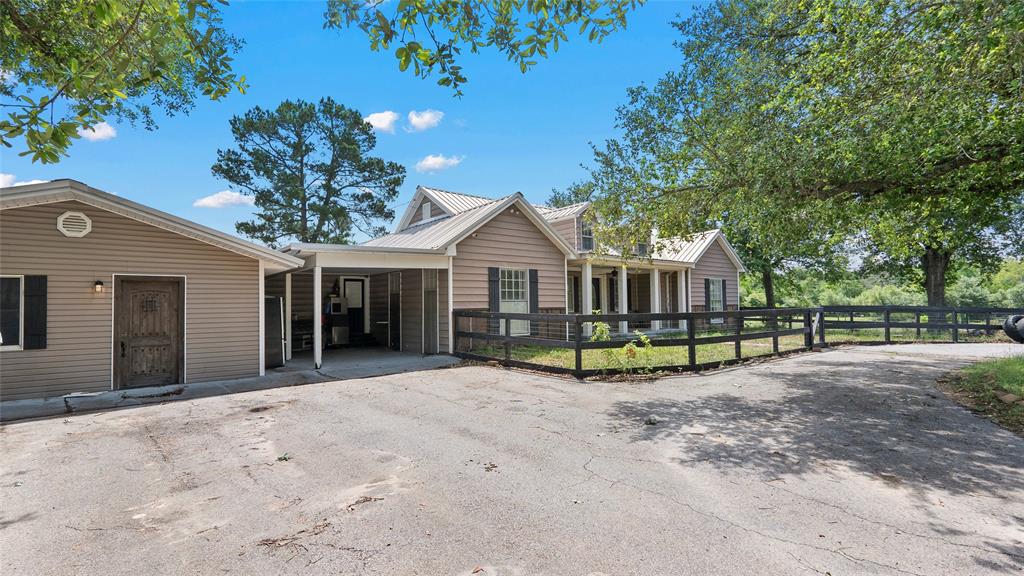 1529 Highway 90, Madisonville, Texas image 2