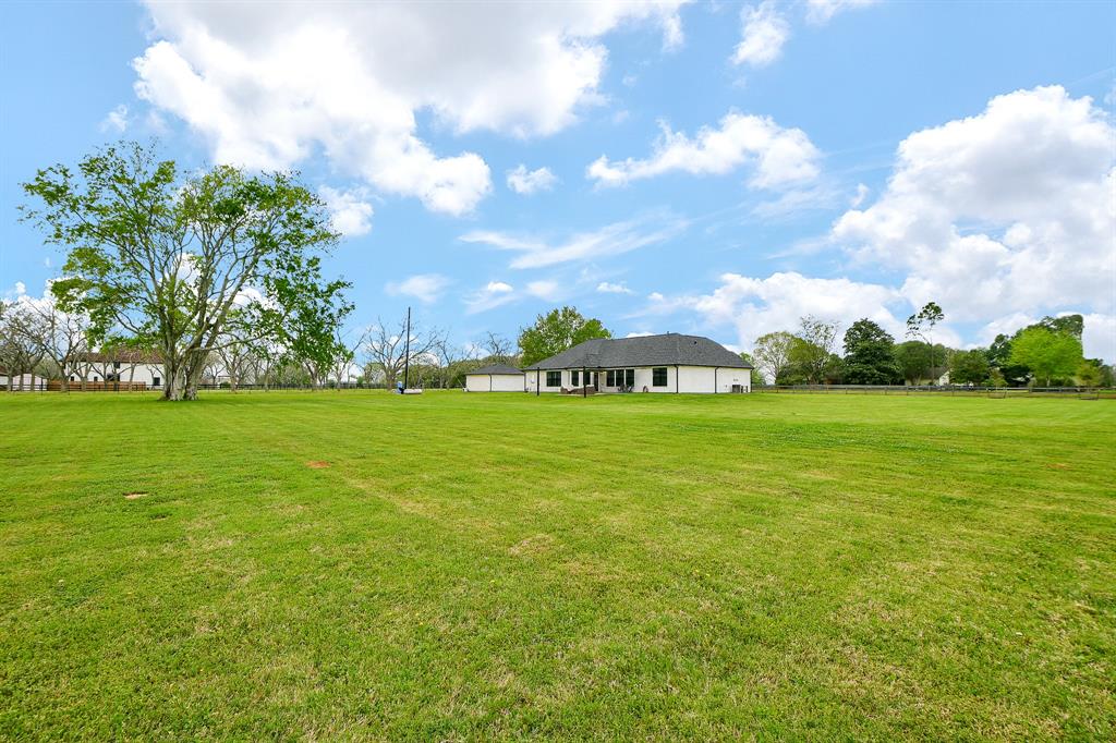33601 Fulshear Farms Road, Fulshear, Texas image 32