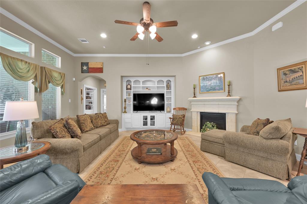 10719 Winding Green Drive, Humble, Texas image 14