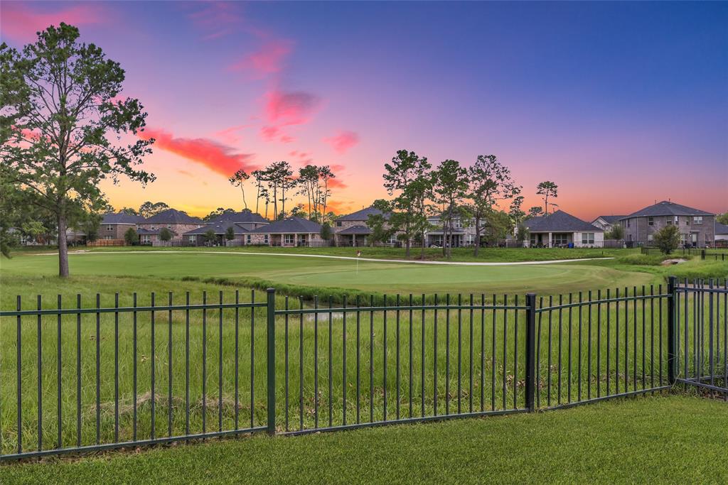 10719 Winding Green Drive, Humble, Texas image 2