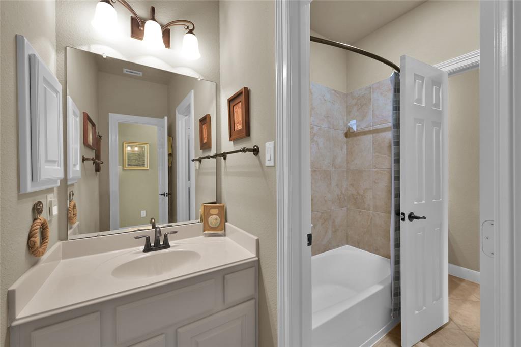 10719 Winding Green Drive, Humble, Texas image 42
