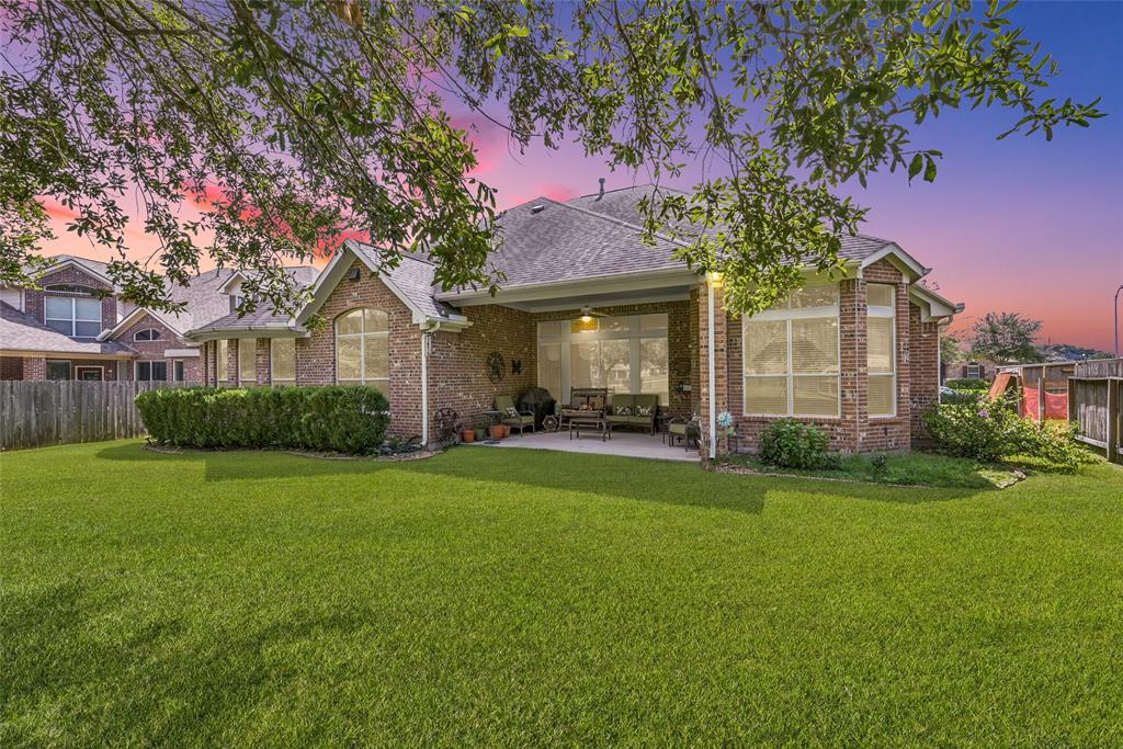 10719 Winding Green Drive, Humble, Texas image 1
