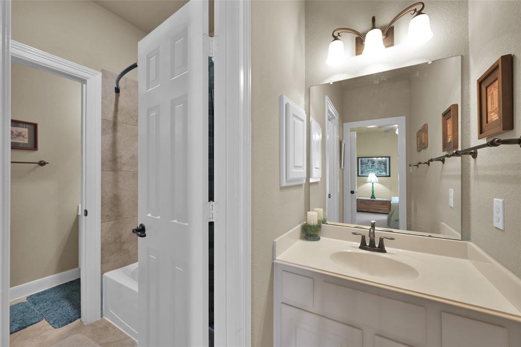 10719 Winding Green Drive, Humble, Texas image 40