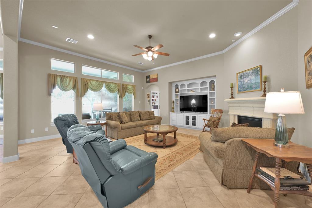 10719 Winding Green Drive, Humble, Texas image 9