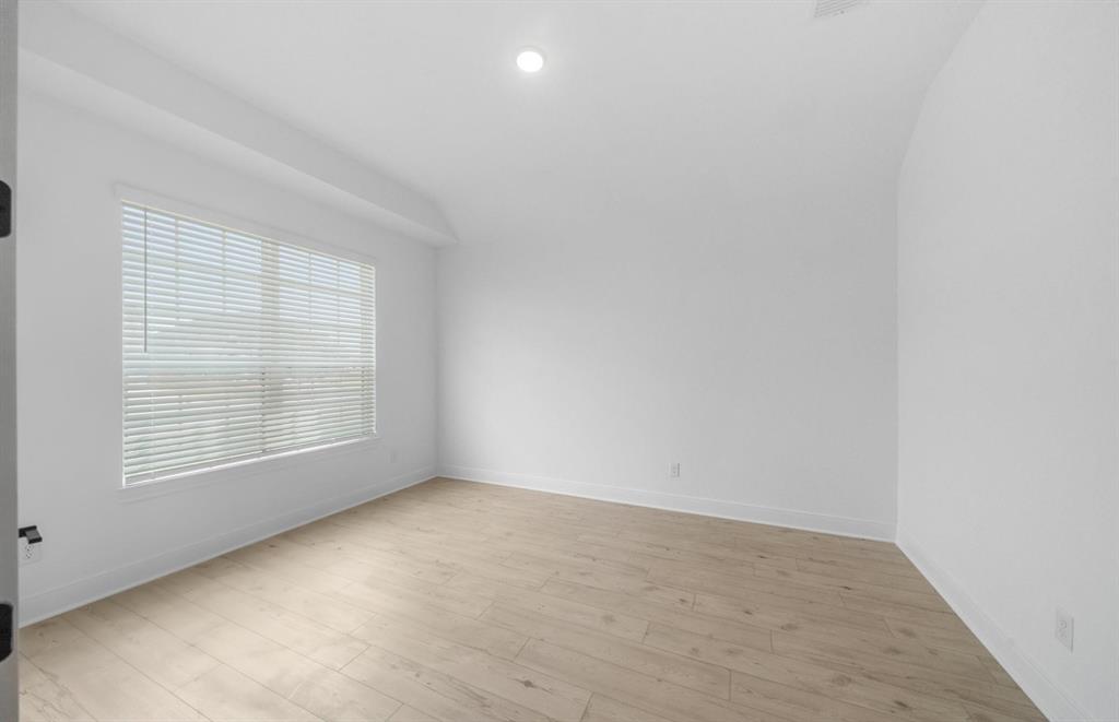6110 Lush Pasture Lane, Manvel, Texas image 3