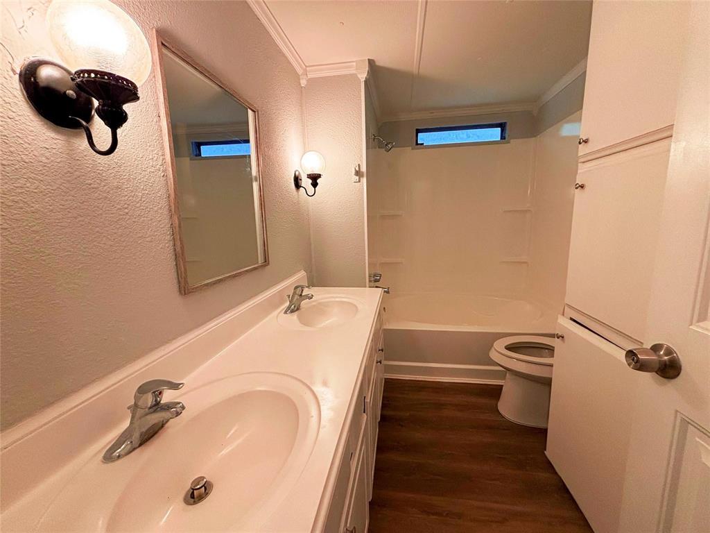 204 County Road 3201, Cleveland, Texas image 12