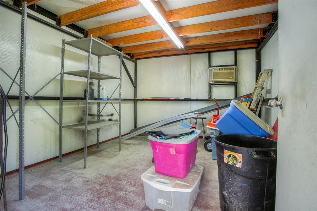 71 Bird Farm Road, Huntsville, Texas image 37