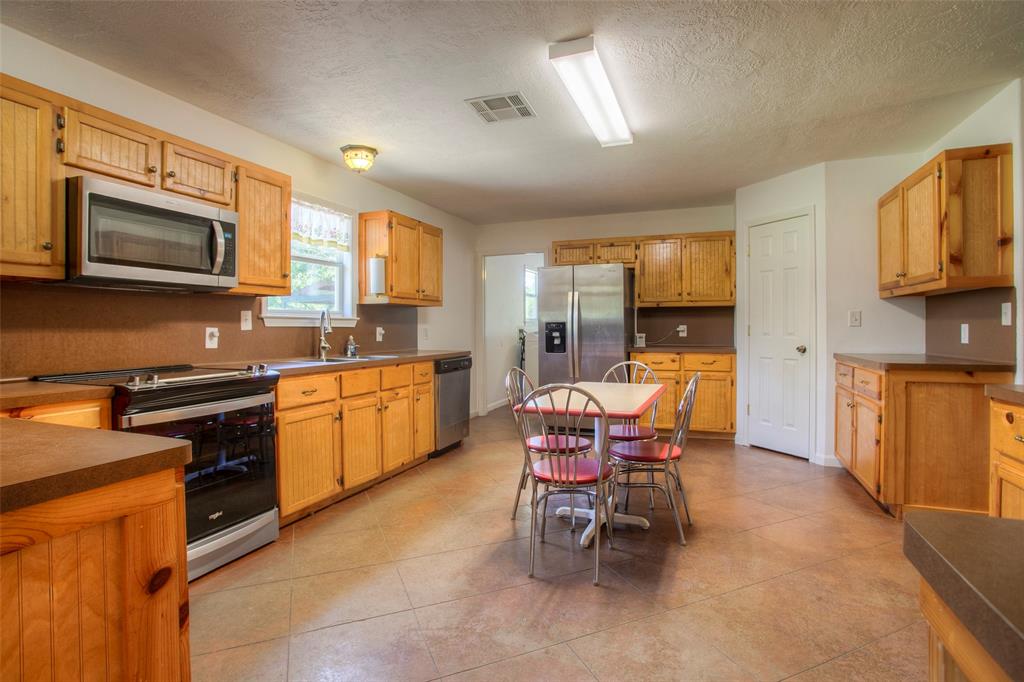 71 Bird Farm Road, Huntsville, Texas image 10