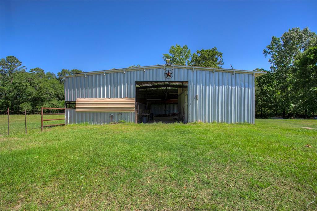 71 Bird Farm Road, Huntsville, Texas image 35