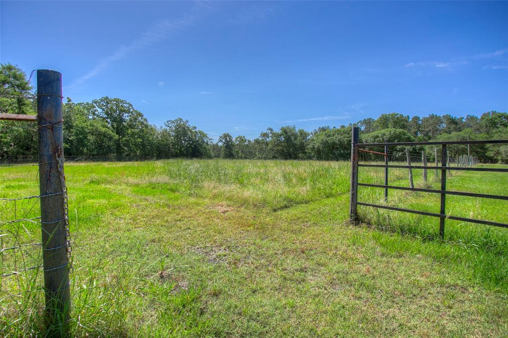 71 Bird Farm Road, Huntsville, Texas image 39