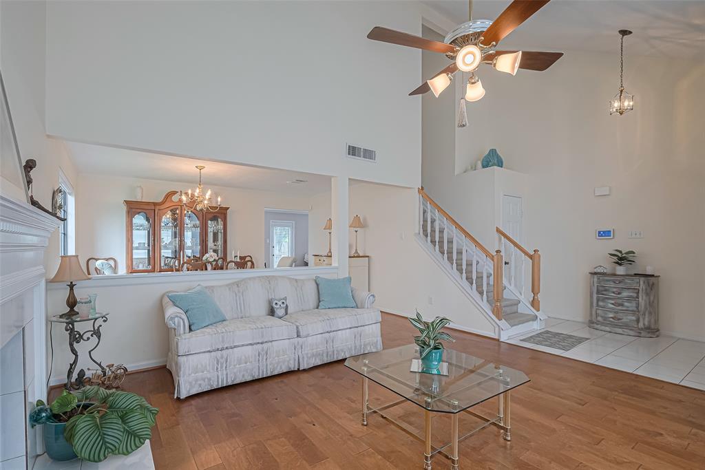 6918 Redwood Falls Drive, Pasadena, Texas image 8