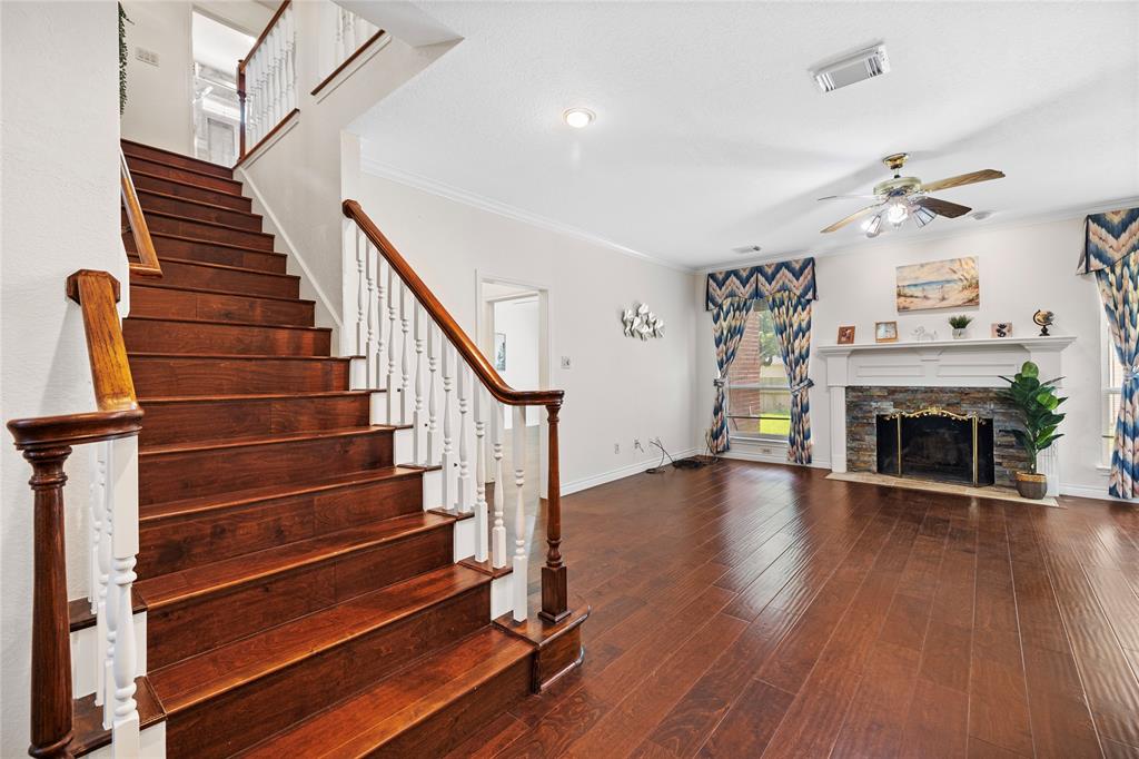 1711 Alcorn Bayou Drive, Sugar Land, Texas image 6