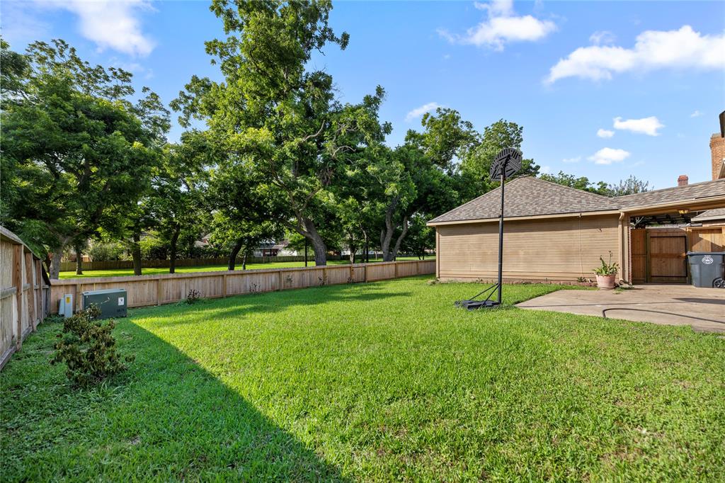 1711 Alcorn Bayou Drive, Sugar Land, Texas image 38