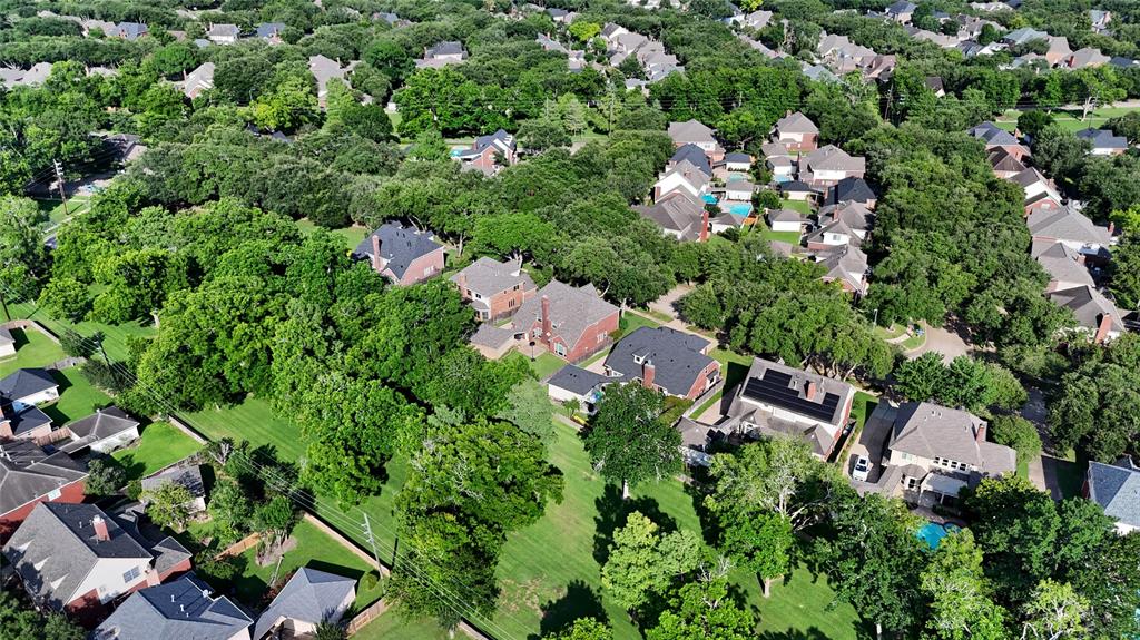 1711 Alcorn Bayou Drive, Sugar Land, Texas image 43