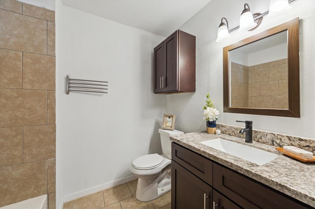 8020 Braesmain Drive #1710, Houston, Texas image 10